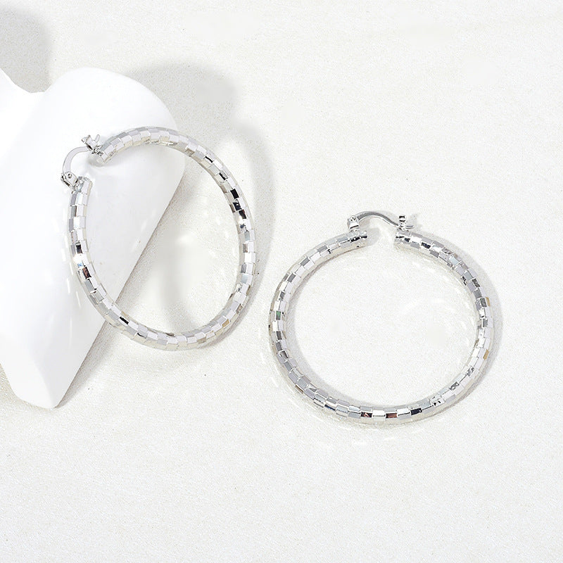 💎 Elegant Minimal Circle Design Earrings